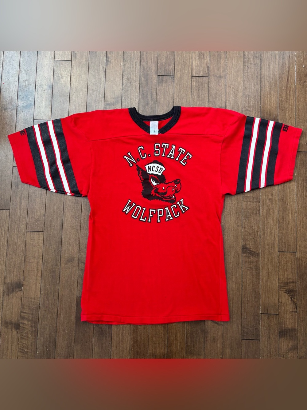 Vintage 70s 80s N.C. State Wolfpack Red Jersey T Shirt Size Small NCAA USA Made
